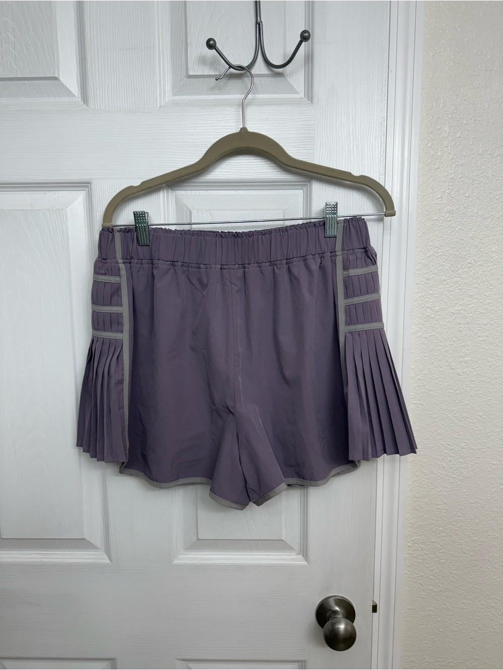 Pleated Side-Panel Skort Shorts in Lavender